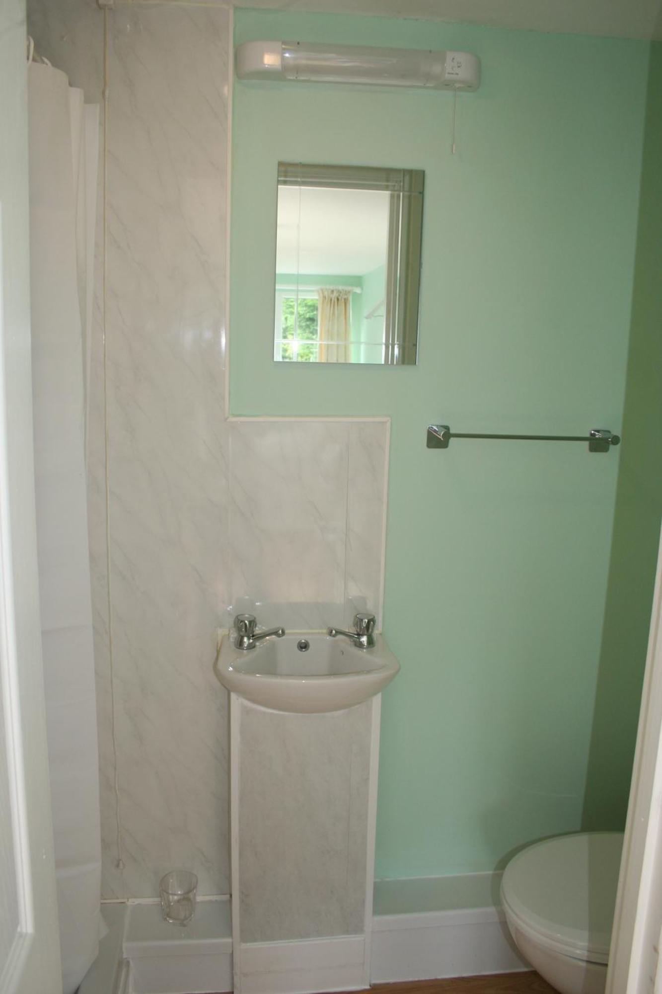 Coynant Farm Guesthouse - Farm Park Stay 스완지 객실 사진